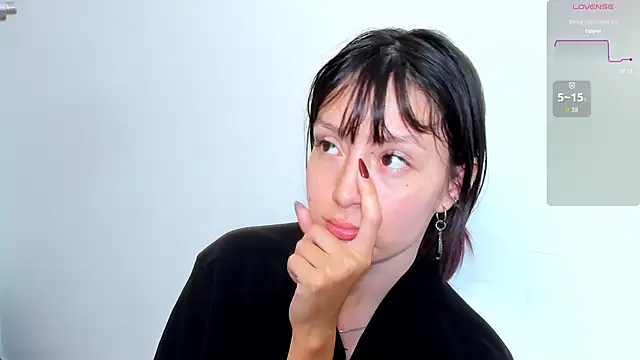 lizzy davis 1 online show from 11-07-25, 03:50