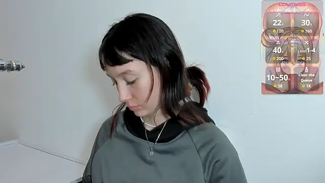 lizzy davis 1 online show from 11-13-25, 04:00