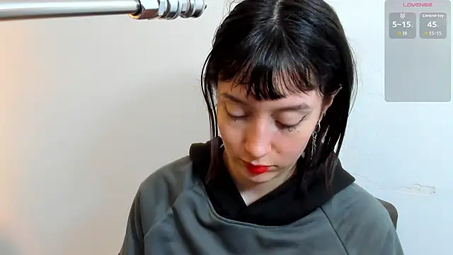 lizzy davis 1 online show from 11-16-25, 04:07