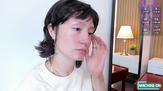 lizzy davis 1 online show from 12-05-25, 04:10