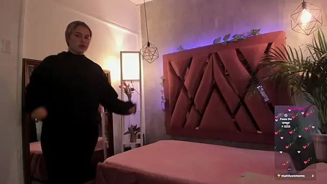 Haelycute online show from 03-11-25, 11:33