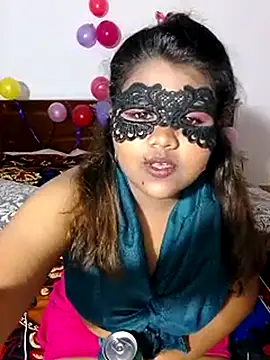 Snapshot of Sexy--queen1 chatting on 02-14-25, 03:36 Sexy--queen1 online show from 02-14-25, 03:36