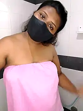 Snapshot of Sexy--queen1 chatting on 02-17-25, 10:40 Sexy--queen1 online show from 02-17-25, 10:40