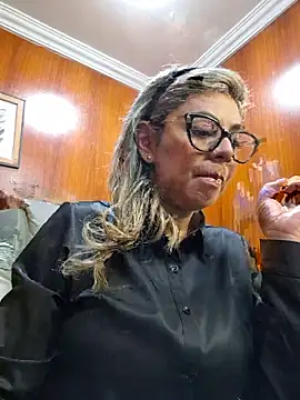 Cata Office-12 online show from 10-21-25, 01:56