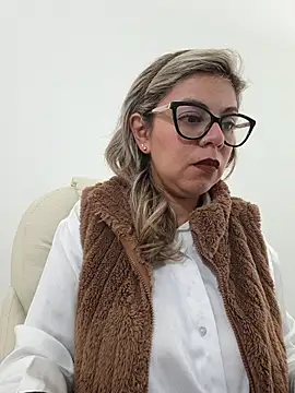 Cata Office-12 online show from 10-29-25, 01:24