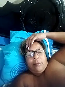 Afroditabichota online show from 09-22-25, 11:12