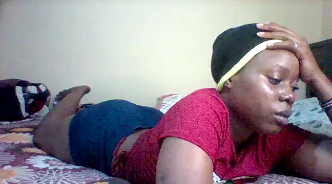 Snapshot of EBONYVANILLA02 chatting on 02-28-25, 07:03 EBONYVANILLA02 online show from 02-28-25, 07:03