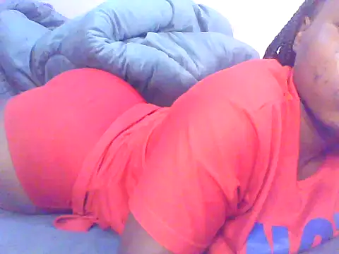 Snapshot of EBONYVANILLA02 chatting on 10-22-25, 06:02 EBONYVANILLA02 online show from 10-22-25, 06:02