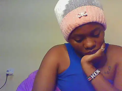 Snapshot of EBONYVANILLA02 chatting on 11-11-25, 09:26 EBONYVANILLA02 online show from 11-11-25, 09:26