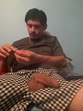 Snapshot of parTy20344 chatting on 09-24-25, 03:43 parTy20344 online show from 09-24-25, 03:43