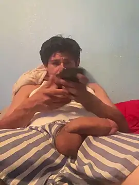 Snapshot of parTy20344 chatting on 11-08-25, 07:01 parTy20344 online show from 11-08-25, 07:01