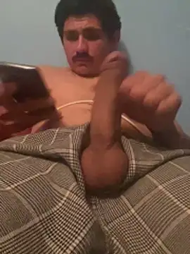 Snapshot of parTy20344 chatting on 11-10-25, 05:17 parTy20344 online show from 11-10-25, 05:17