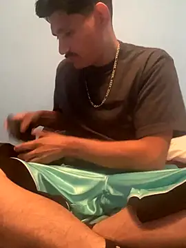 Snapshot of parTy20344 chatting on 11-22-25, 09:52 parTy20344 online show from 11-22-25, 09:52