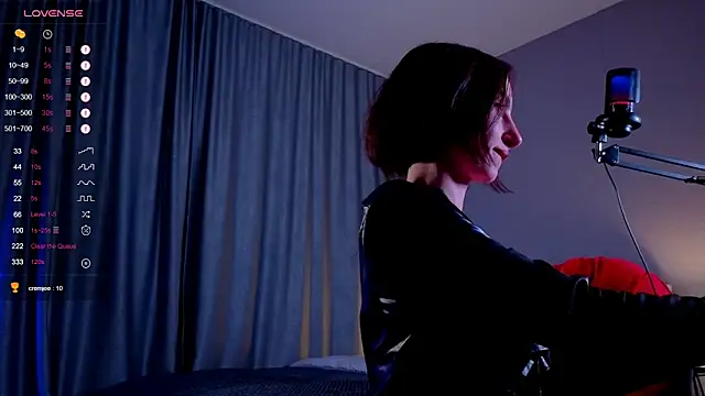 GeraTender1 online show from 10-17-25, 07:49