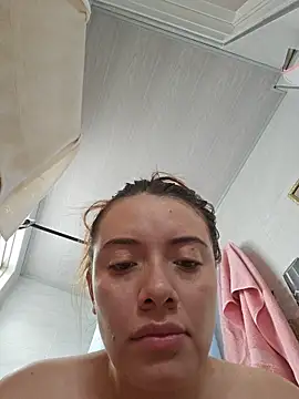 valery mora online show from 10-20-25, 04:18