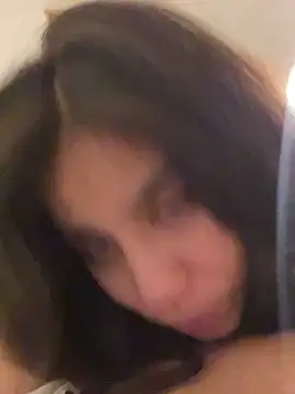 Cuteandhornyy online show from 03-13-25, 04:38