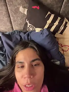 Cuteandhornyy online show from 12-04-25, 07:22