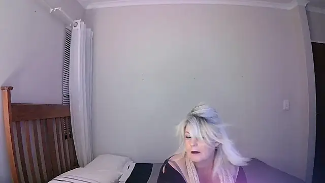 Miahotmilf online show from 01-24-25, 06:35