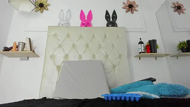 Alexa Smith   online show from 01-19-25, 12:50