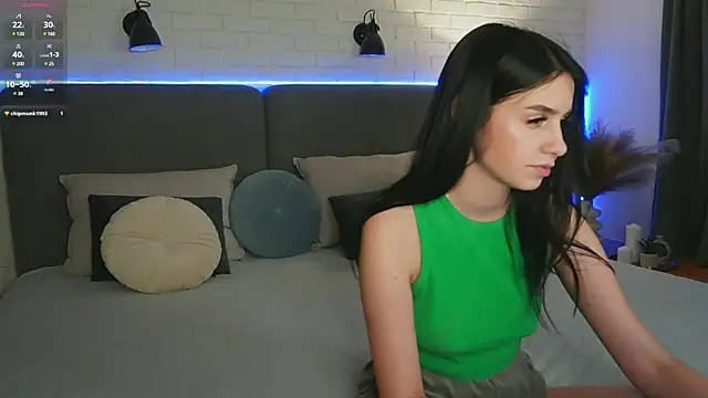 Dina Foxxx online show from 02-01-25, 04:44