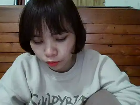 Angela-Eira online show from 02-08-25, 12:38