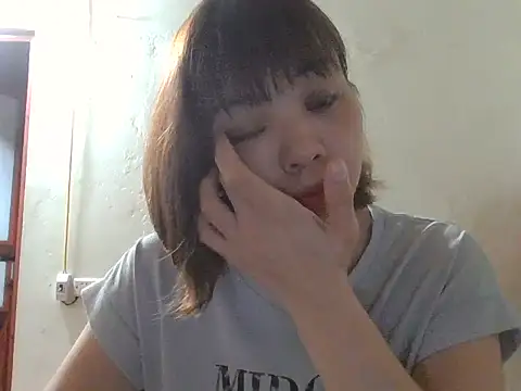 Angela-Eira online show from 10-12-25, 07:46