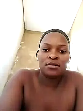 Snapshot of lovelyassbitch chatting on 02-07-25, 10:50 lovelyassbitch online show from 02-07-25, 10:50