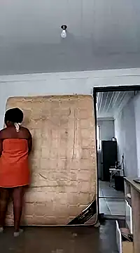 Snapshot of lovelyassbitch chatting on 02-12-25, 09:20 lovelyassbitch online show from 02-12-25, 09:20