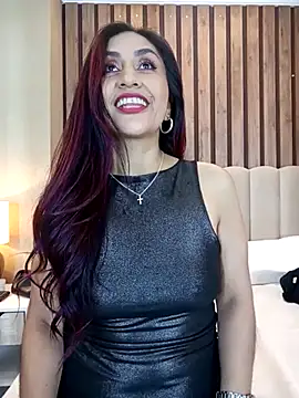 Snapshot of MonicaMoret chatting on 03-12-25, 06:22 MonicaMoret online show from 03-12-25, 06:22