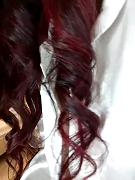 Snapshot of MonicaMoret chatting on 03-22-25, 03:09 MonicaMoret online show from 03-22-25, 03:09