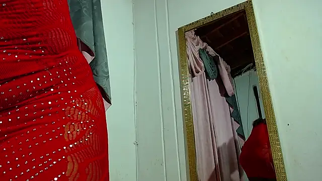 MielSquirt online show from 10-08-25, 08:45