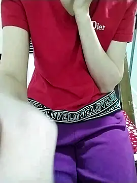 Luxcute286 online show from 10-28-25, 12:25