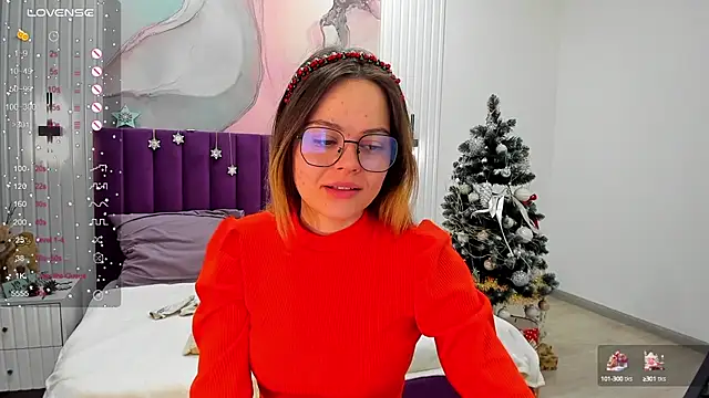 Kelly Cuutie online show from 12-25-24, 05:16