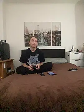 Snapshot of Dudetime chatting on 10-30-25, 01:01 Dudetime online show from 10-30-25, 01:01