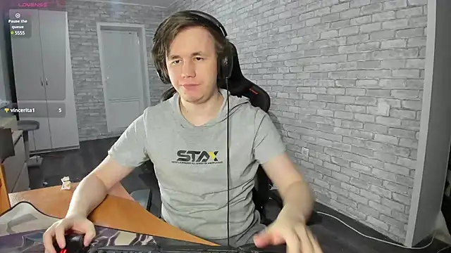 iliaskrislove online show from 02-20-25, 07:52