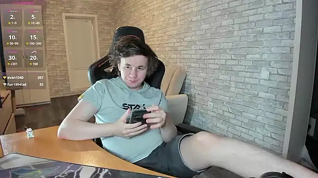 iliaskrislove online show from 03-02-25, 06:08