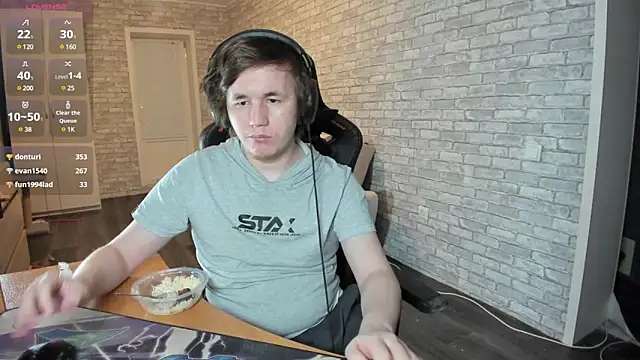 iliaskrislove online show from 03-03-25, 02:26