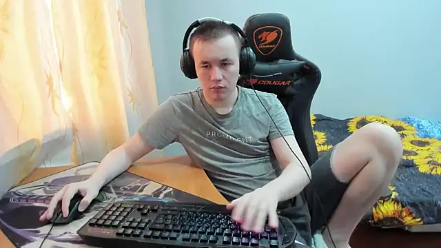 iliaskrislove online show from 10-17-25, 04:37