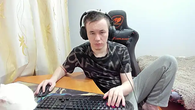 iliaskrislove online show from 11-08-25, 12:05