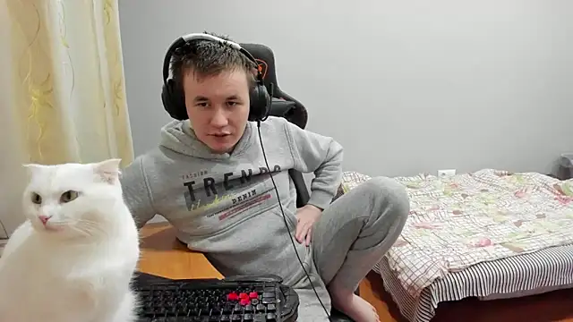 iliaskrislove online show from 11-30-25, 01:37