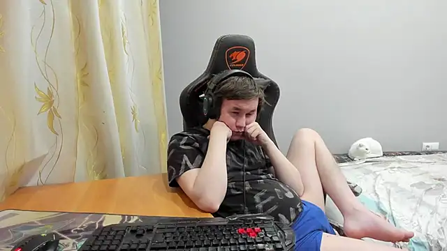 iliaskrislove online show from 04-05-26, 03:53