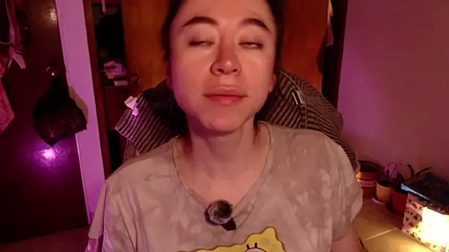 emily pearl  online show from 10-21-25, 10:27