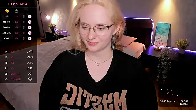 Aemilia  online show from 02-04-25, 12:33