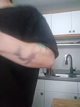 notsure353 online show from 02-11-25, 03:40