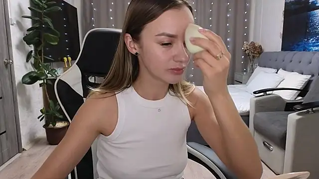 Strip-Lady online show from 02-19-26, 01:40