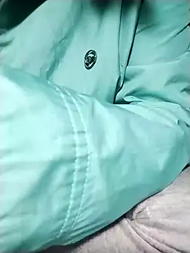 Snapshot of hoanggianho chatting on 01-21-25, 02:05 hoanggianho online show from 01-21-25, 02:05