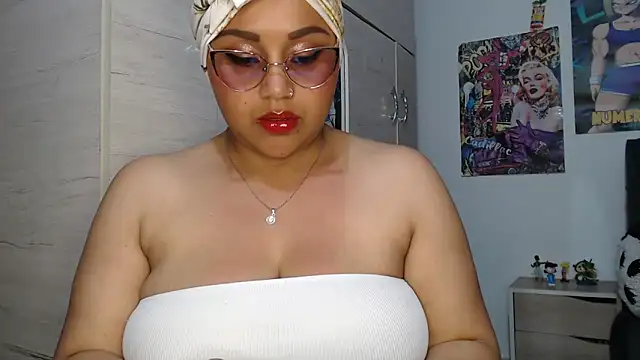 SWEETT CORY online show from 10-11-25, 01:38