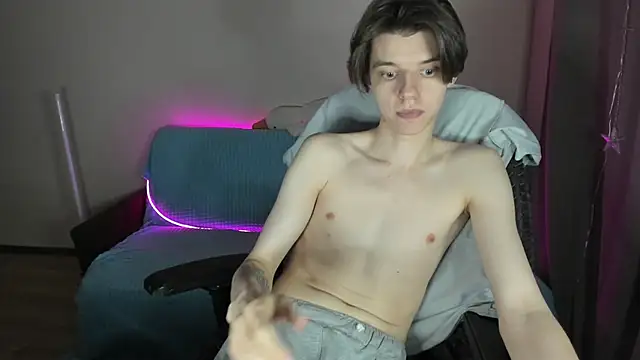 Liam sexy1 online show from 03-06-25, 05:11