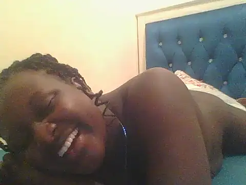 Snapshot of Heavy_ass chatting on 02-11-25, 09:03 Heavy ass online show from 02-11-25, 09:03