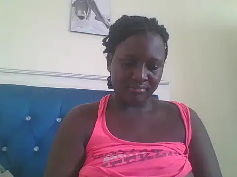 Snapshot of Heavy_ass chatting on 02-18-25, 06:37 Heavy ass online show from 02-18-25, 06:37